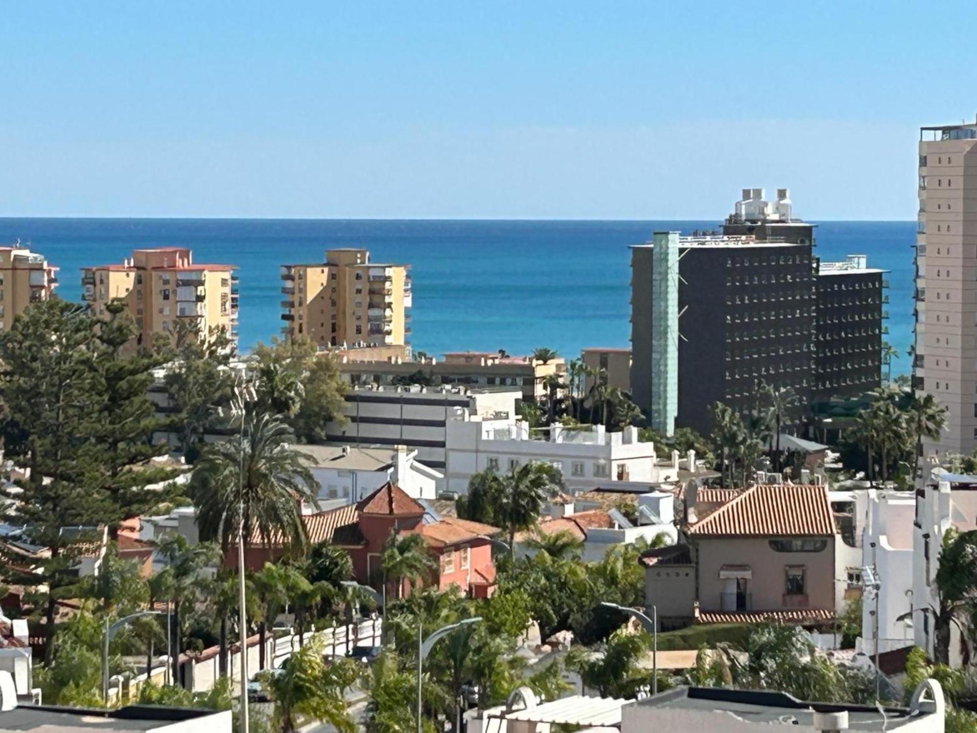 Oasis En Playamar Con Piscina Daire Torremolinos Dış mekan fotoğraf